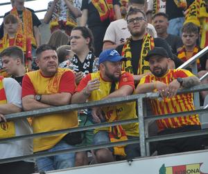 Korona Kielce - Ruch Chorzów. Zdjęcia kibiców na Suzuki Arenie