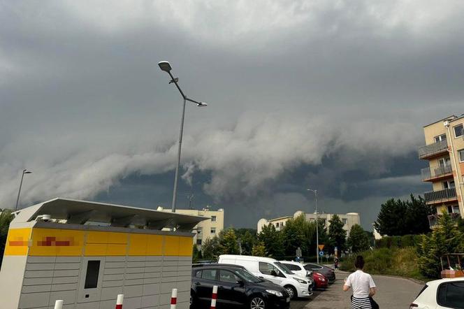 Pogodowy horror! To szok, co dzieje się nad Polską. Potężne burze