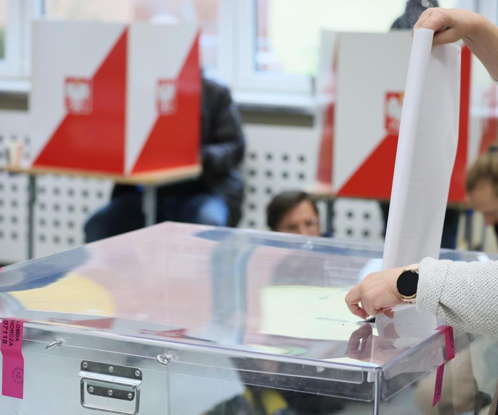 Wyniki wyborów 2023. Kto wygrał wybory w Polsce? Która partia będzie rządzić?