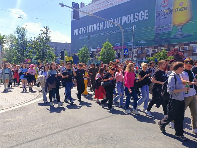 Korowód studencki rozpoczyna Juwenalia Śląskie 2025 w Katowicach