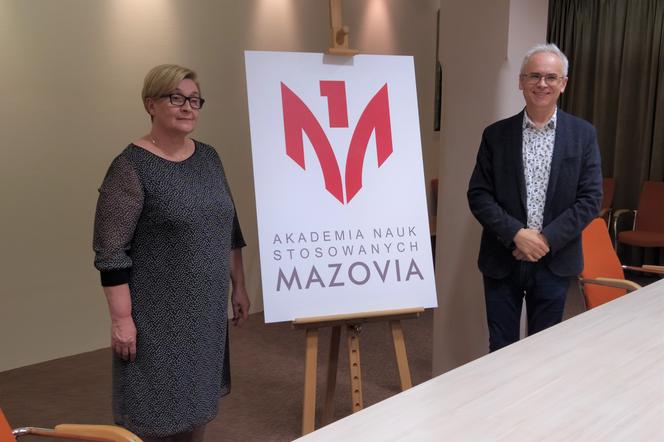 Collegium Mazovia będzie mieć nową nazwę. Zmieni się także logo uczelni