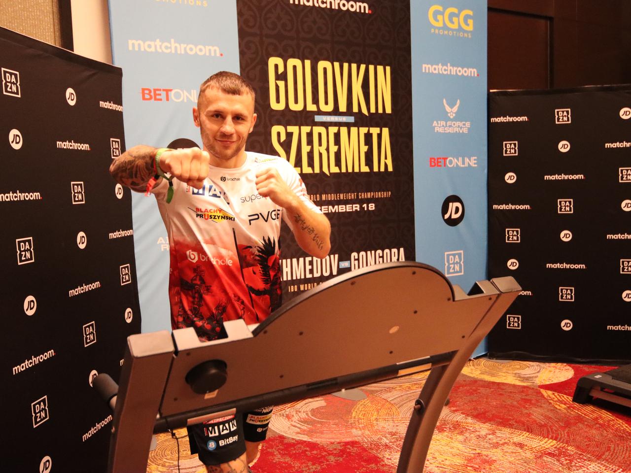 Polski pięściarz prosto z mostu: Pieniądze są ogromne! Na taką kasę musiałbym pracować w Białymstoku z 20 lat! [TYLKO U NAS]