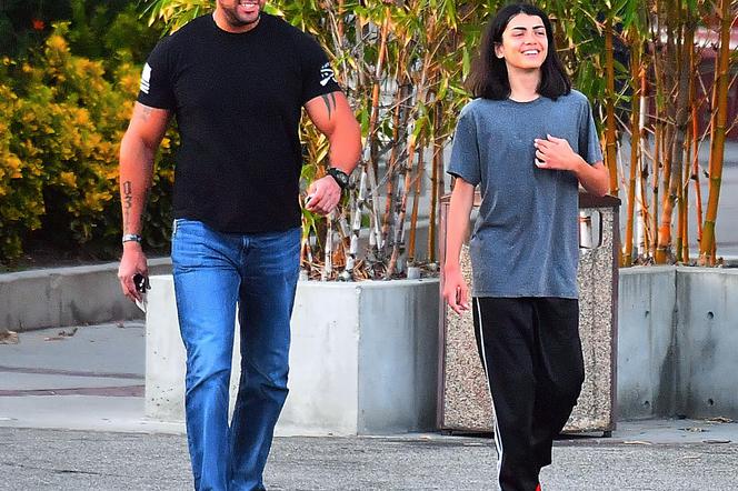 Blanket Jackson z ochroniarzem