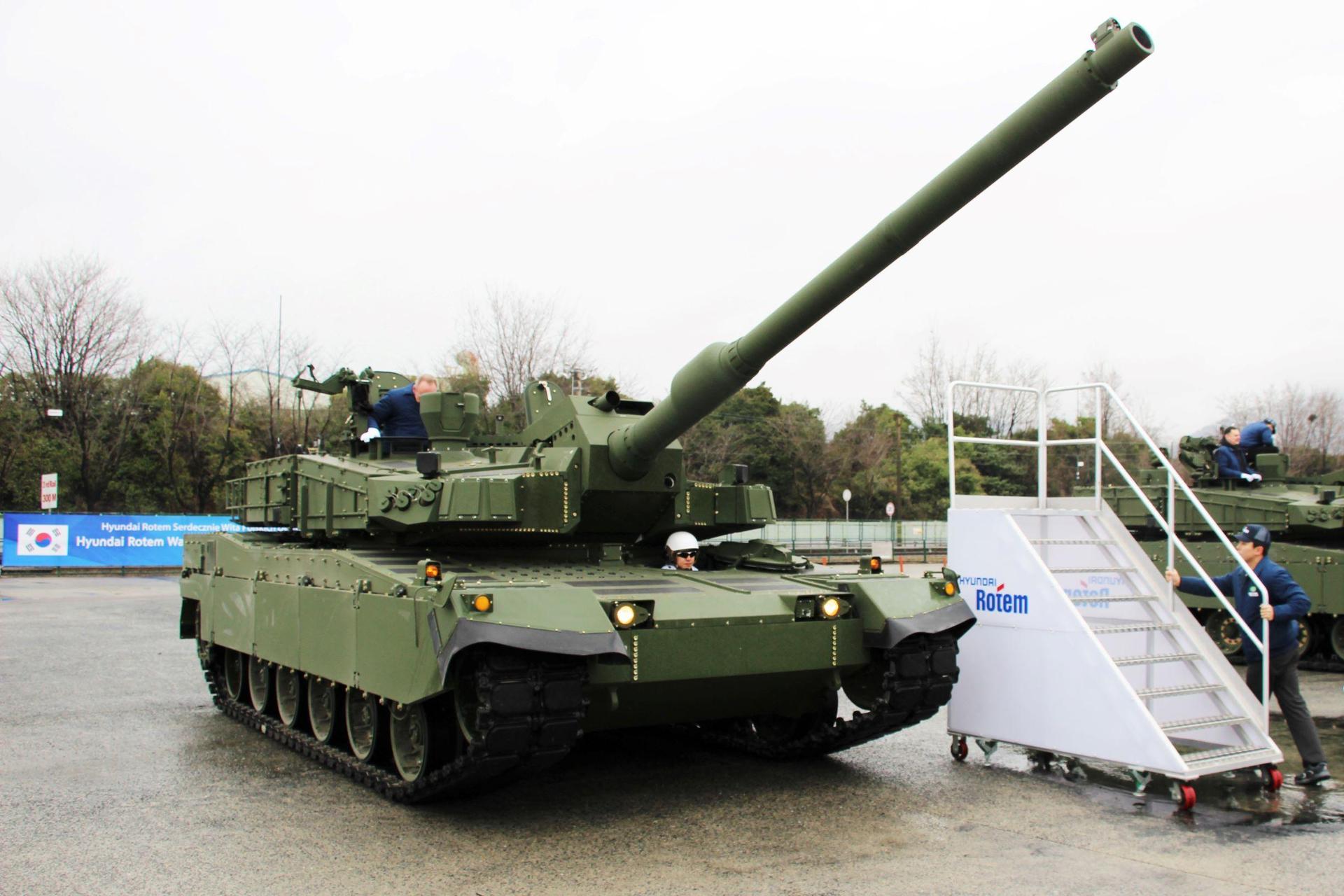 Czołg K2 na torze testowym w Changwon
