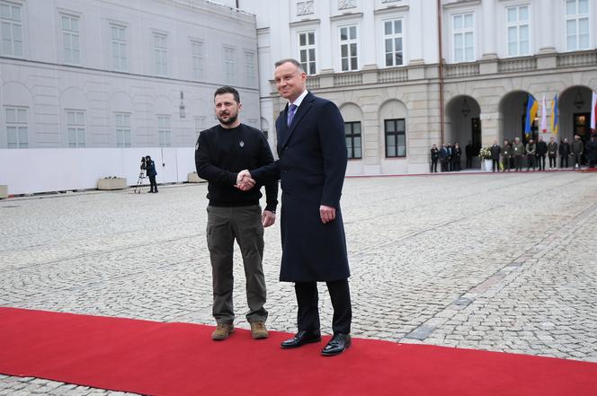 Zełenski z żoną w Pałacu Prezydenckim. Tak przywitał ich Duda