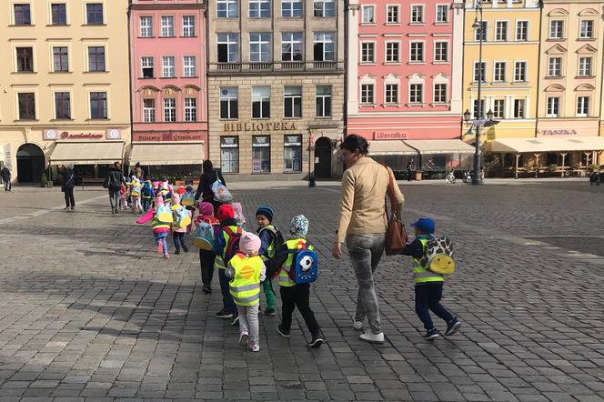 Nie będzie dyżurnych przedszkoli w wakacje - zdecydował prezydent Wrocławia 