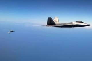 FA-50 i F-22. Ćwiczenia Cope Thunder 23