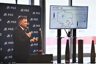 Pierwszy wiceprezes Bąk o planie PGZ na amunicję 155 mm. Trzy fabryki, trzy linie produkcyjne