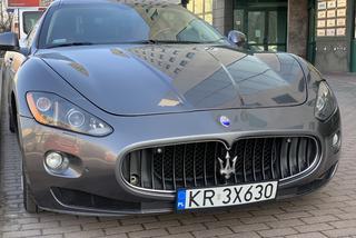 MiłyPan jeździ sportowym Maserati GranTurismo