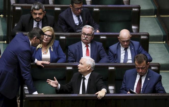 Niech pakują biurka. To już koniec koalicji.