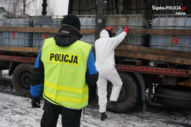 Zabrze: Potężne ilości nielegalnych odpadów, które rozlewano i zakopywano w ziemi. Są kolejne zatrzymania [ZDJĘCIA]