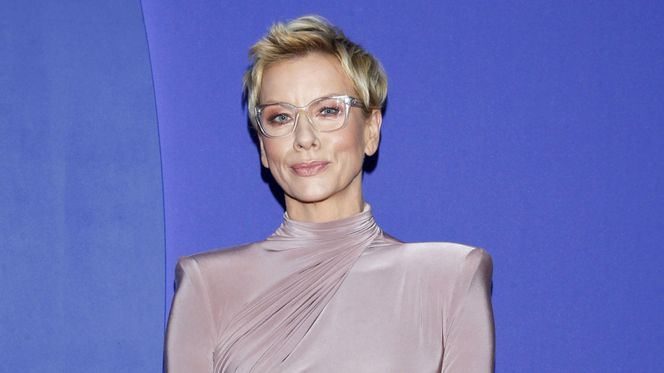 Anita Werner na starych zdjęciach. Dziennikarka wspomina maturę