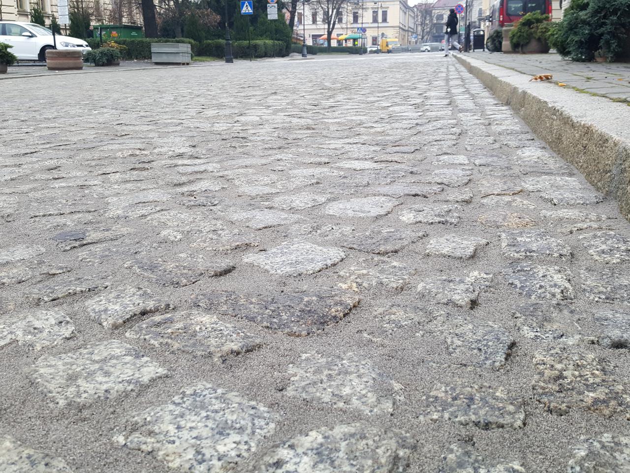 Sądeczanie zdecydowali o losach parkingu na Rynku. Nie wszyscy będą zachwyceni 