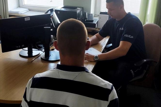 19-latek z Ostródy zatrzymany w kradzionym aucie