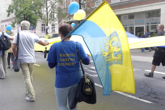 Obrazki z marszu górnośląskich autonomistów