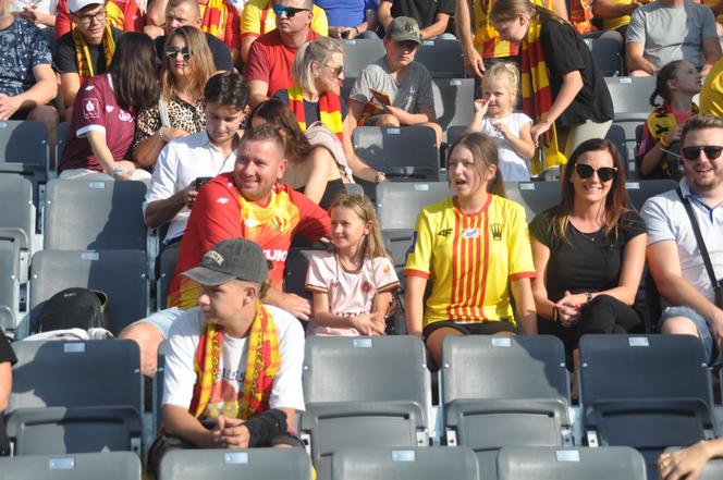 Korona Kielce - Cracovia. Zdjęcia kibiców podczas meczu. 10 sierpnia 2024