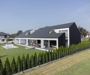 Dom, z którego wyrastają drzewa. Jak architektura robi miejsce dla natury