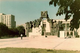 Te pomniki były symbolami stolicy.  Dziś już nie istnieją