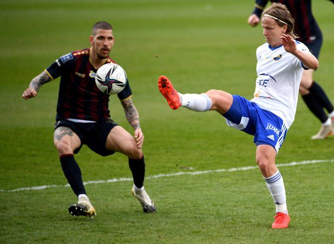 Stal Mielec - Pogoń Szczecin 1:0 po golu Marcina Flisa w 22. minucie