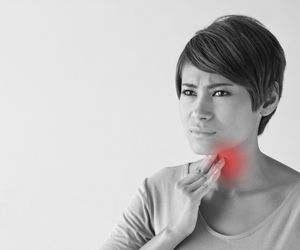 ZAPALENIE NAGŁOŚNI rozwija się błyskawicznie