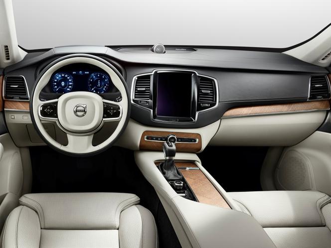 Volvo XC90 T6