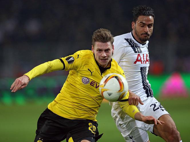 LE: Borussia Dortmund zmiażdżyła Koguty z Londynu. Szachtar i Villareal zwycięskie [WYNIKI] 