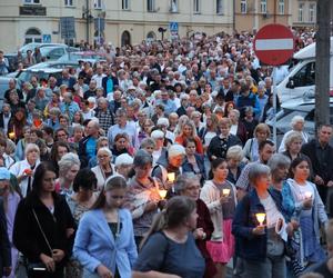 75 lat temu obraz Matki Boskiej w Lublinie zapłakał. Wierni uczcili rocznicę „Cudu lubelskiego” procesją różańcową