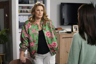 Barwy szczęścia, odcinek 2780: Kasia (Katarzyna Glinka), Iza Małek (Agnieszka Warchulska)