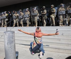 Protesty w Los Angeles coraz silniejsze. Emocje podsycają fałszywe zdjęcia i teorie spiskowe