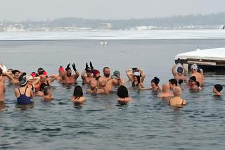 Pogoria morsuje w Dąbrowie Górniczej w mroźną niedzielę
