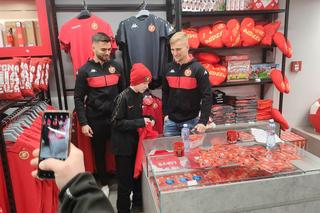 Widzew zorganizował spotkanie kibiców z piłkarzami. Zobacz, ilu fanów przyszło poznać swoich idoli 