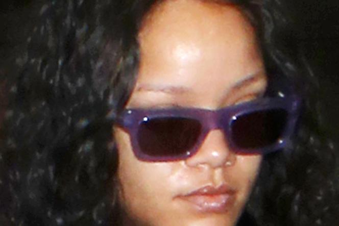 Rihanna na lotnisku