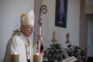  Abp Jędraszewski o Caritas: to szczególna twarz Kościoła