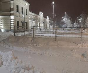 Uwaga na intensywne opady śniegu i zamiecie śnieżne! Gdzie obowiązują alerty IMGW? [LISTA WOJEWÓDZTW]