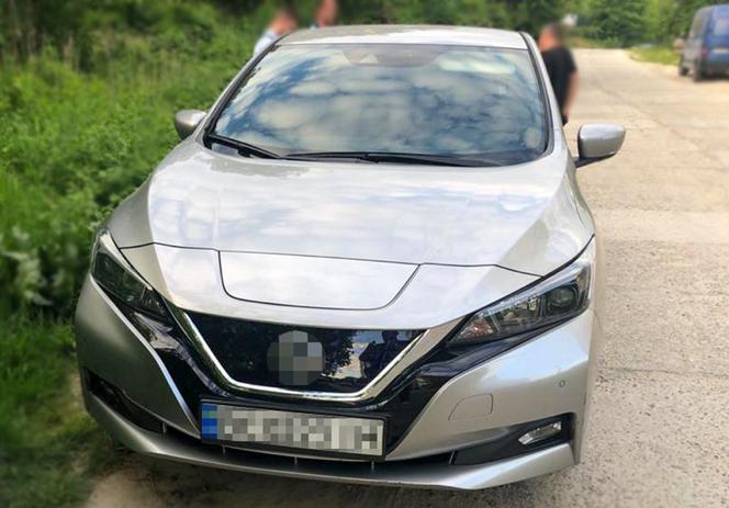 Wyłudzali leasingi na luksusowe auta, które przepadały na Ukrainie