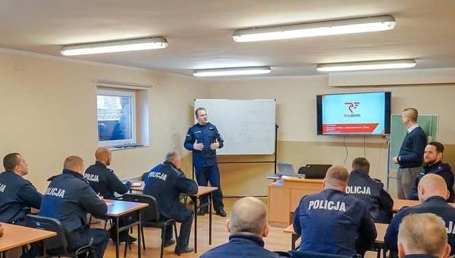 Demolka pociągu w Iławie. Stu policjantów w akcji