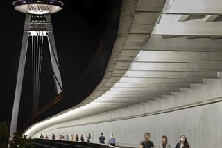 Most Słowackiego Powstania Narodowego, Bratysława (Słowacja, dawna Czechosłowacja)