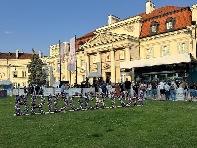 Gwiazdy hitu Netflixa i polskiego kina zawitały w warszawskim hotelu Bellotto.