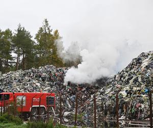 Pożar w Kamieńcu, zdjęcia z akcji strażaków z 1 listopada