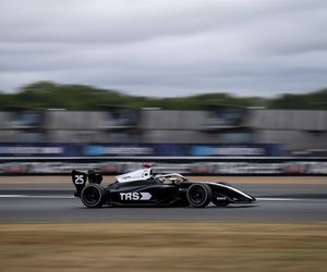 Roman Biliński fenomenalnie poradził sobie na legendarnym Silverstone! Otarł się o podium i wrócił do TOP 10