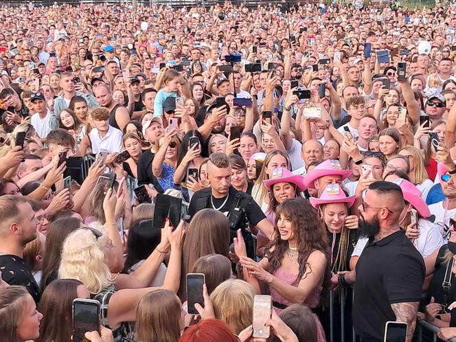 Tłumy na finale Dni Starachowic. Sylwia Grzeszczak porwała publiczność