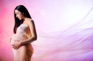 Uroda w ciąży: 10 przesądów o urodzie ciężarnych