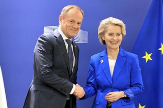 Ursula von der Leyen wybrana na drugą kadencję szefowej KE. Donald Tusk pospieszył z gratulacjami: Droga Urszulo!