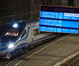 Chaos na kolei! Pociągi stanęły po awarii. Wiadomo, do kiedy potrwają utrudnienia