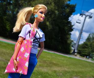 Śląsk oczami Barbie, czyli projekt mieszkanki Gliwic, która fotografuje lalki.