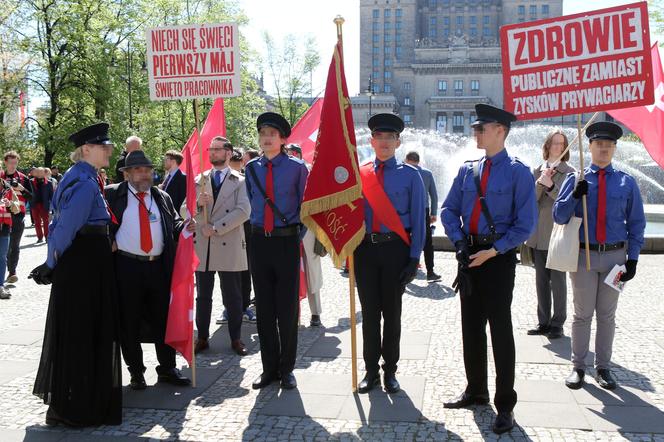 Ruszył pierwszomajowy marsz Lewicy i związków zawodowych