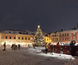 Mikołajki w Zamościu - otwarcie lodowiska 