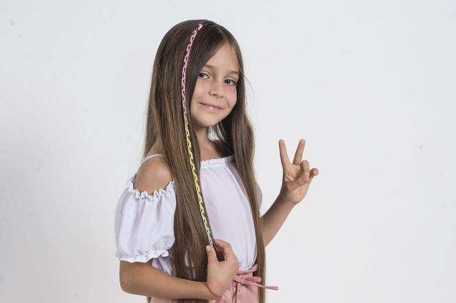 Laura Bączkiewicz - kim jest i ile ma lat? To ona jedzie na Eurowizję Junior?!