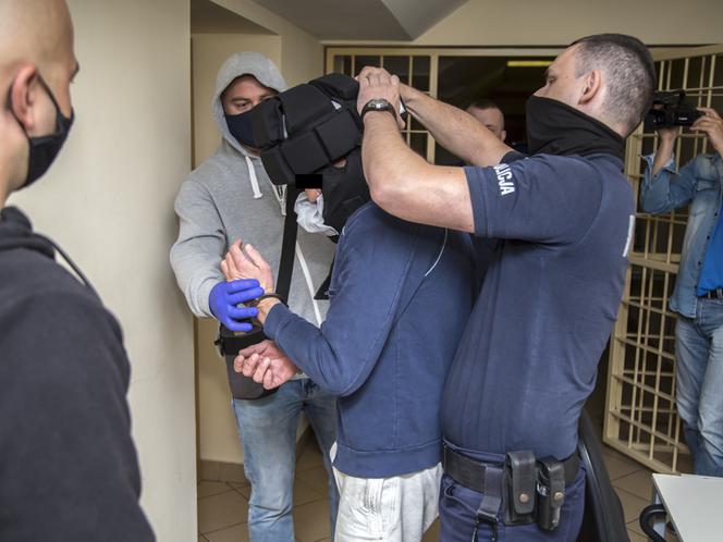 Groza na Nowym Świecie! NAĆPANY AGRESOR skatował kobietę!