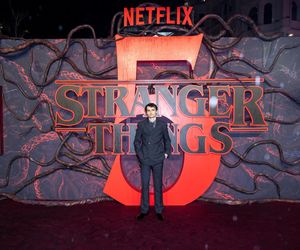 Polki podbijają premierę Stranger Things w Londynie. Sara James i Aga Grzelak na czerwonym dywanie [ZDJĘCIA]